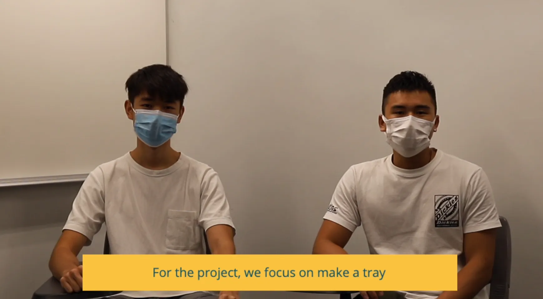 Digital Transformation of Laboratories with Smart Tracking Tray and IoT Technologies